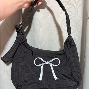 Baggu x Urban outfitters exclusive Blue Bow Accent Women's Black shoulder Bag